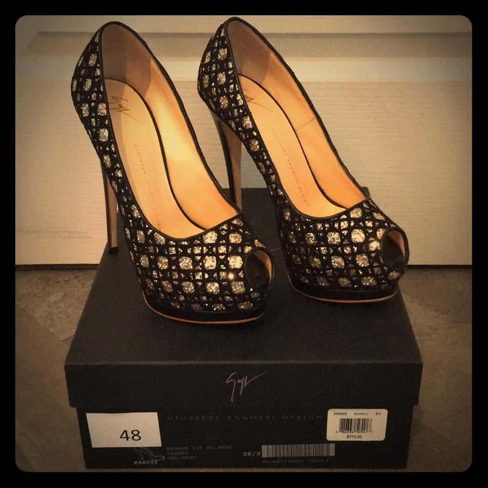 Size 8.5 Giuseppe Zanotti black and gold shoes